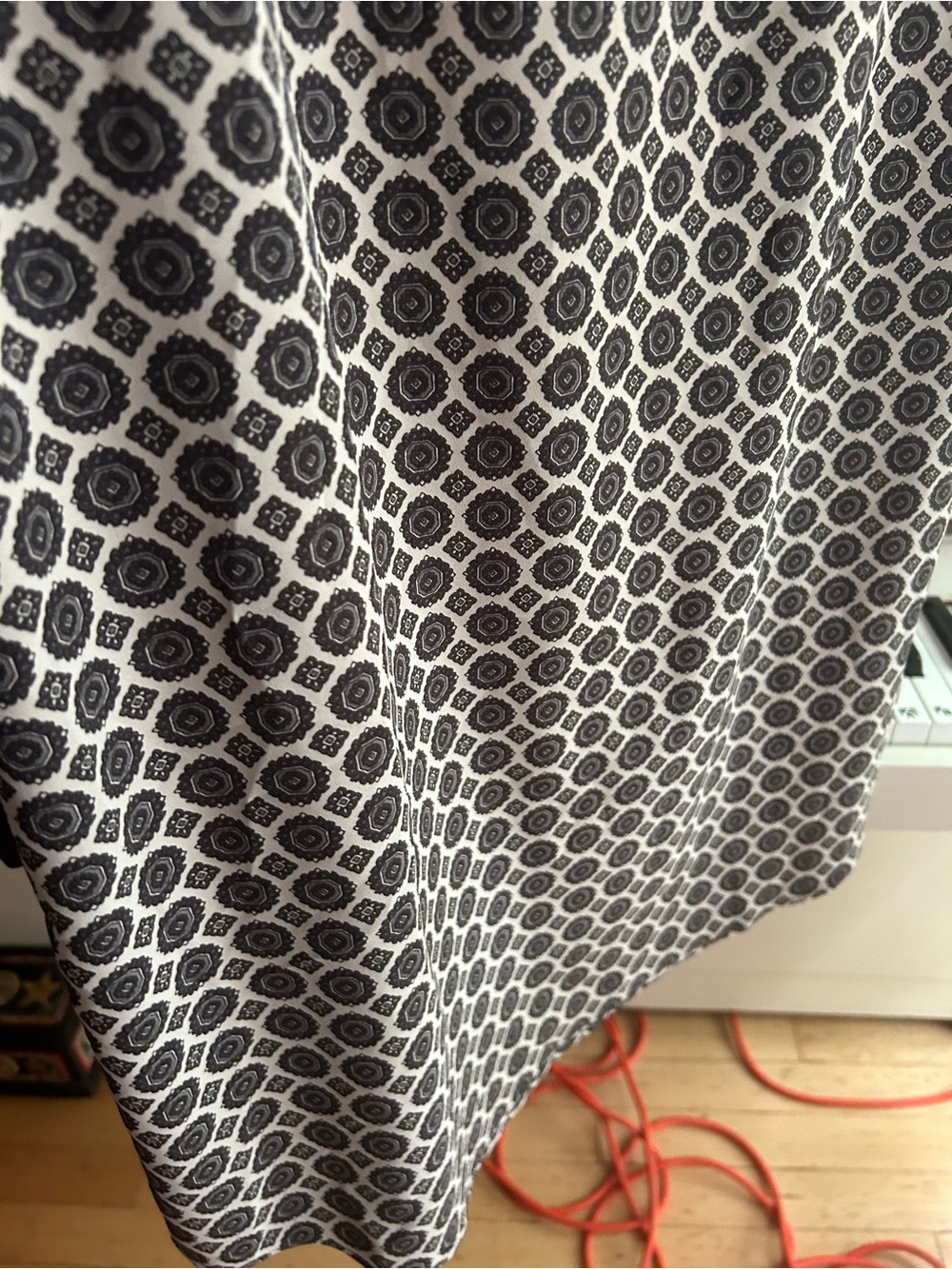 LOFT Black White Printed Tunic Dress Long Sleeve Shift Women’s Size Medium - Picture 15 of 15